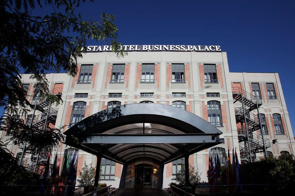 Starhotels Business Palace Hotel Milaan